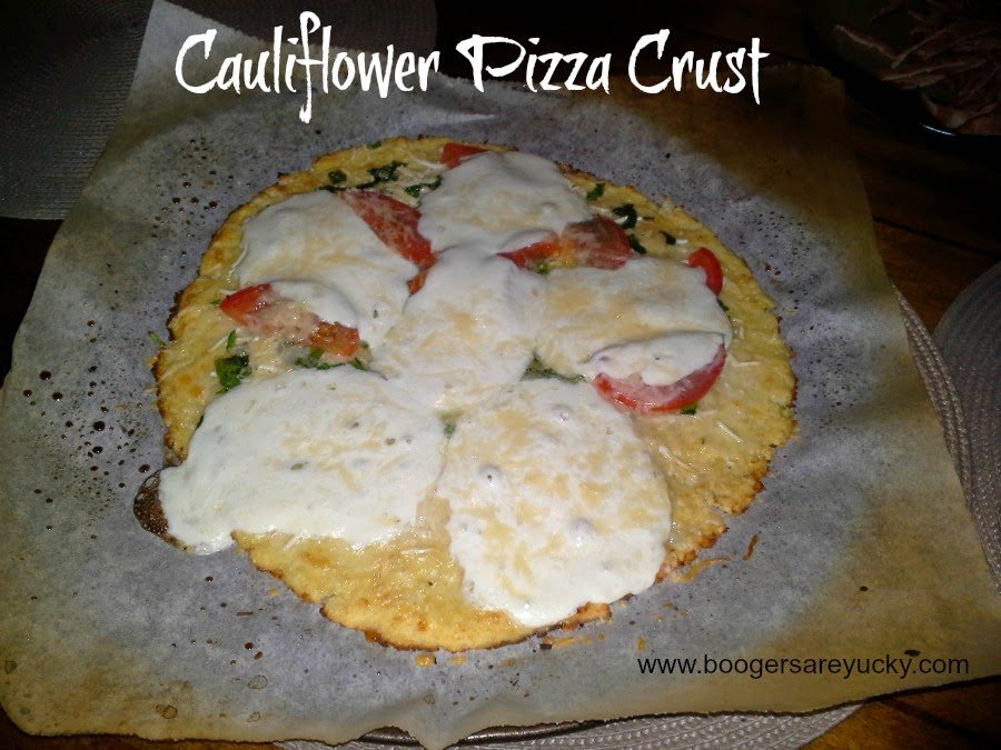 Cauliflower Pizza Crust with toppings